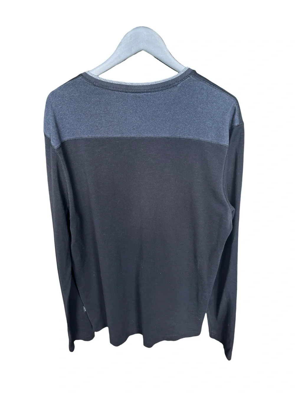 BOSS Hugo Boss V-Neck Long Sleeve Knit Shirt XL Black Gray Quiet Luxury O54